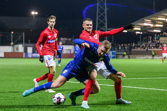 Degerfors Christos Gravius och IFK Göteborgs Sebastian