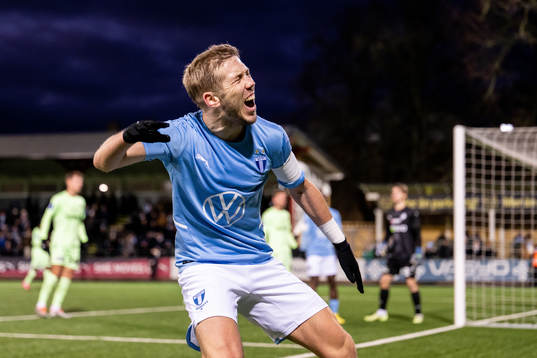 Bläddra bland fler bilder av Fotboll, Träningsmatch, Malmö FF - Randers