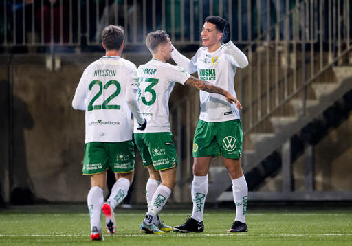 Hammarbys Deniz Gul jublar