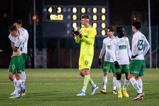 Hammarbys spelare jublar