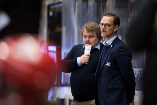 HV71s tränare Peter Hammarström