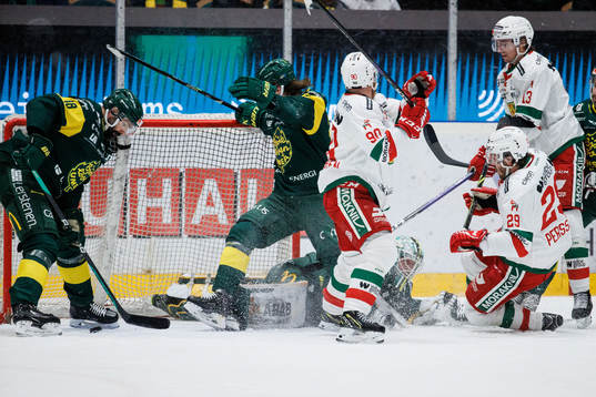 Björklövens målvakt Joona Voutilainen