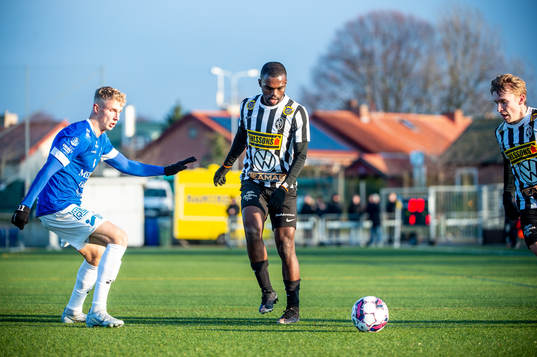 Landskronas Kofi Asare mot Trelleborgs Liam Olausson