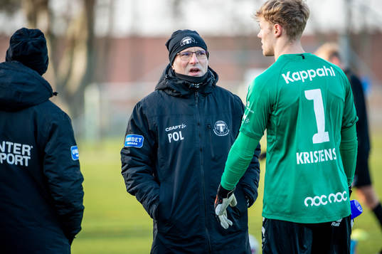 Trelleborgs huvudtränare Per-Ola Ljung och målvakt Kasper