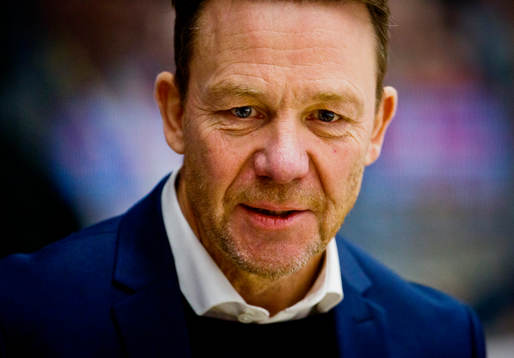 HV71s assisterande tränare Charles Berglund