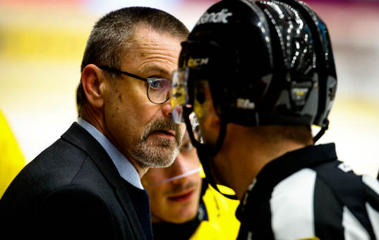 HV71s tränare Tommy Samuelsson