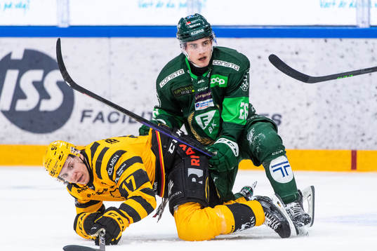 Skellefteås Pär Lindholm och Färjestads Joel Nyström
