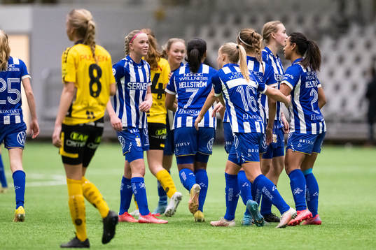 IFK Göteborgs spelare jublar