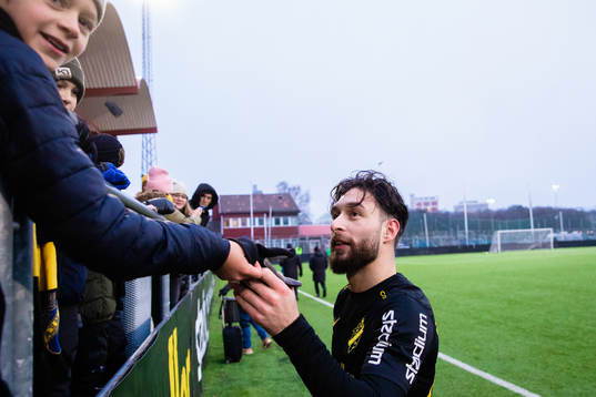 s Elias Durmaz
