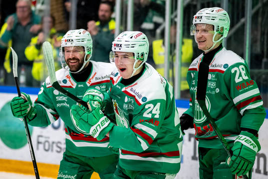 Rögles Marco Kasper jublar