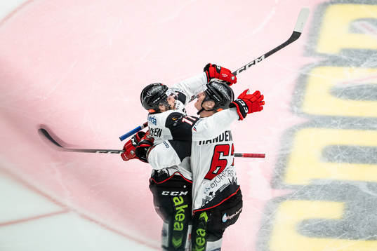 Malmö Redhawks Markus Lauridsen och Fredrik Händemark