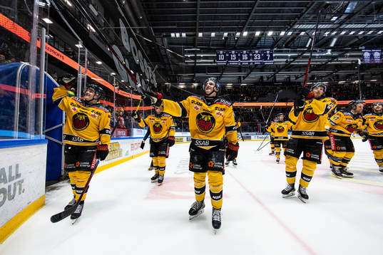 Luleås spelare jublar