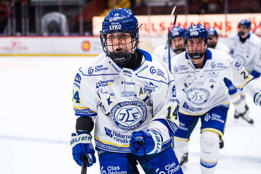 Leksands Noemi Ryhner jublar
