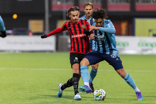 Brommapojkarnas Oscar Pettersson och Djurgårdens Gideon