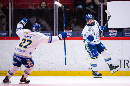 Leksands Hana Haasova jublar med Victoria Klimek