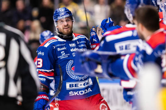 Oskarshamns Jiri Smejkal jublar