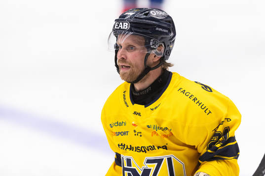 HV71s Mattias Tedenby