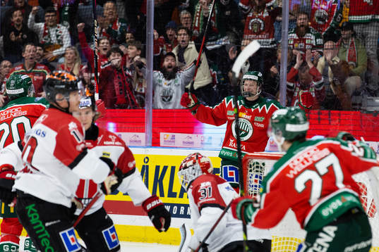 Frölundas Otto Stenberg jublar
