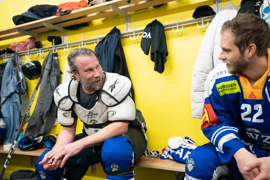 EV Zugs Peter Forsberg