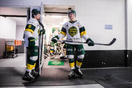 Björklövens Gerry Fitzgerald och Viljami Juusola