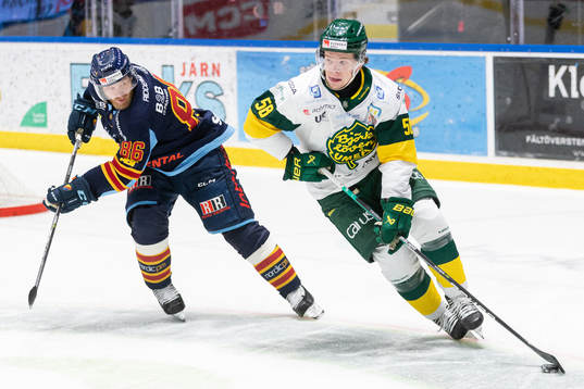 Djurgårdens Linus Klasen och Björklövens Kim Johansson