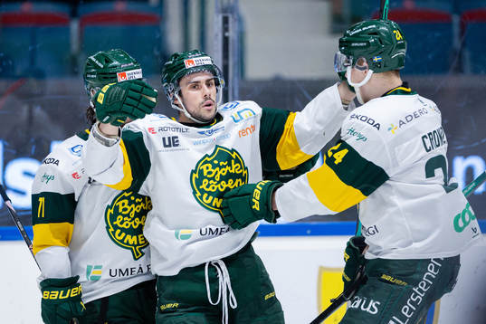 Björklövens Maxime Fortier jublar
