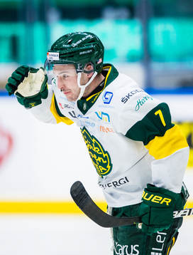 Björklövens Nicholas Schilkey jublar