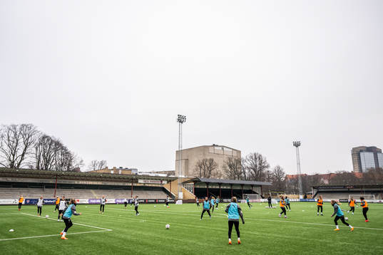 Generell vy över en fotbollsträning med FC Rosengård