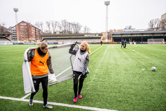 Olivia Holdt och Sofie Bruun Bredgaard