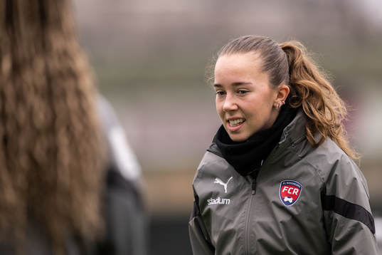 Athinna Persson Lundgren