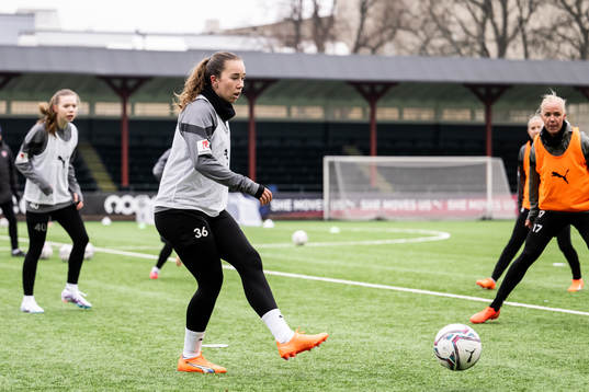 Athinna Persson Lundgren