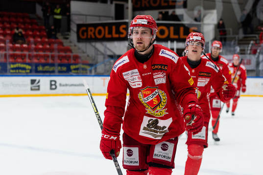 Almtunas Hampus Harlestam jublar