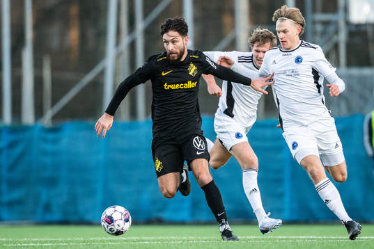 AIKs Elias Durmaz och Täbys Noel Berg
