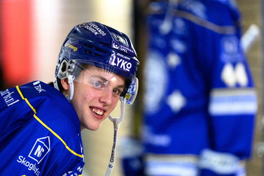 Leksands Anton Johansson innan ishockeymatchen i SHL mellan