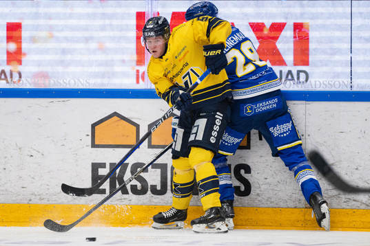 HV71s Victor Sjöholm och Leksands Emil Heineman