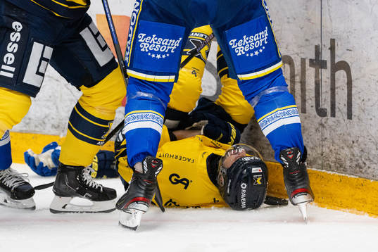 HV71s Tyler Vesel har ont