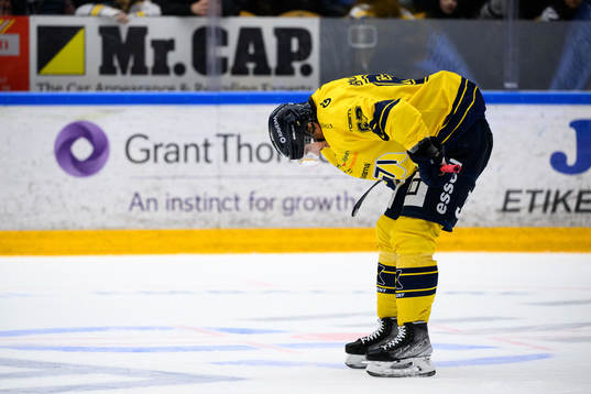 HV71s Oliwer Kaski deppar
