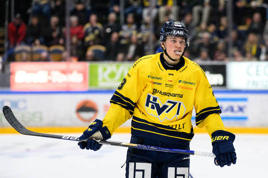 HV71s Måns Lindbäck deppar