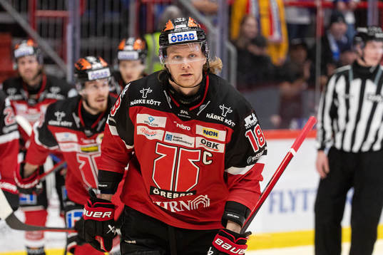 Örebros Rodrigo Abols jublar