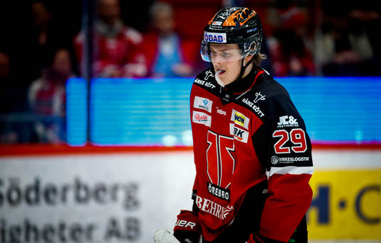 Örebros Milton Oscarson deppar