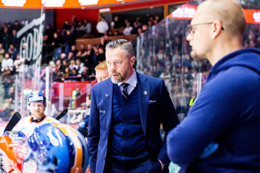 Växjös assisterande tränare Fredrik Hellgren