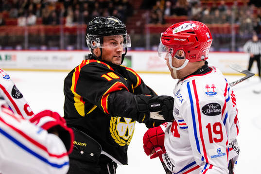 Brynäs Johan Larsson och Timrås Erik Andersson