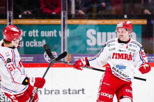 Timrås Jonathan Dahlén jublar