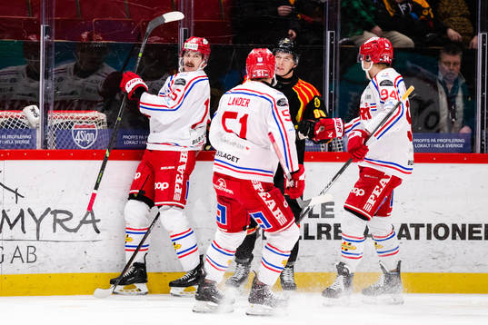 Timrås Anton Lander jublar