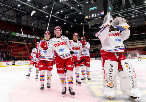 Timrås Jonathan Dahlén jublar