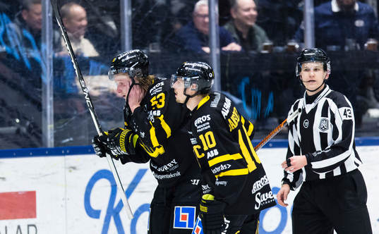 Västerås Anthon Eriksson mot utvisningsbåset