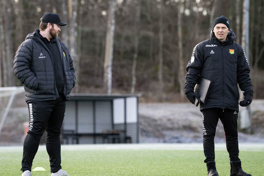 assisterande tränare Alaxander Severin och huvudtränare