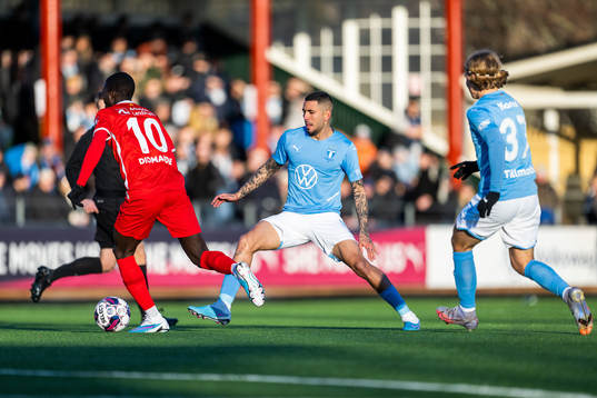 Nordsjällands Mohammed Diomande och Malmö FFs Sergio Pena