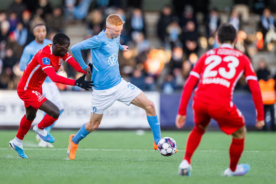 Nordsjällands Mohammed Diomande och Malmö FFs Hugo Larsson