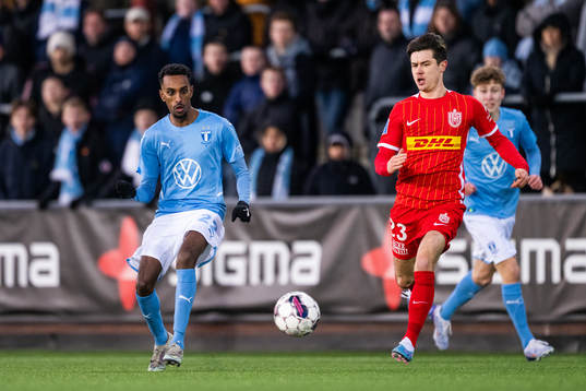 Malmö FFs Taha Ali och Nordsjällands Oliver Villadsen